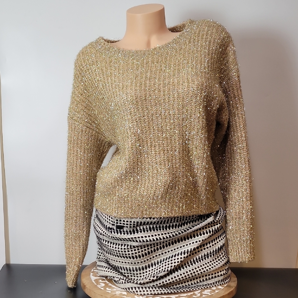Forever 21 Gold and Pink Knit Sweater w/Gold & Silver Metallic Sparkly Accents